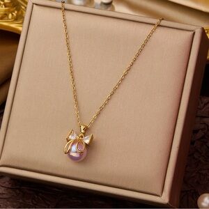 Gold and Purple Pendant Necklace
